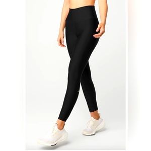 Alo Yoga 7/8 High Waist Airlift Legging in Size Small